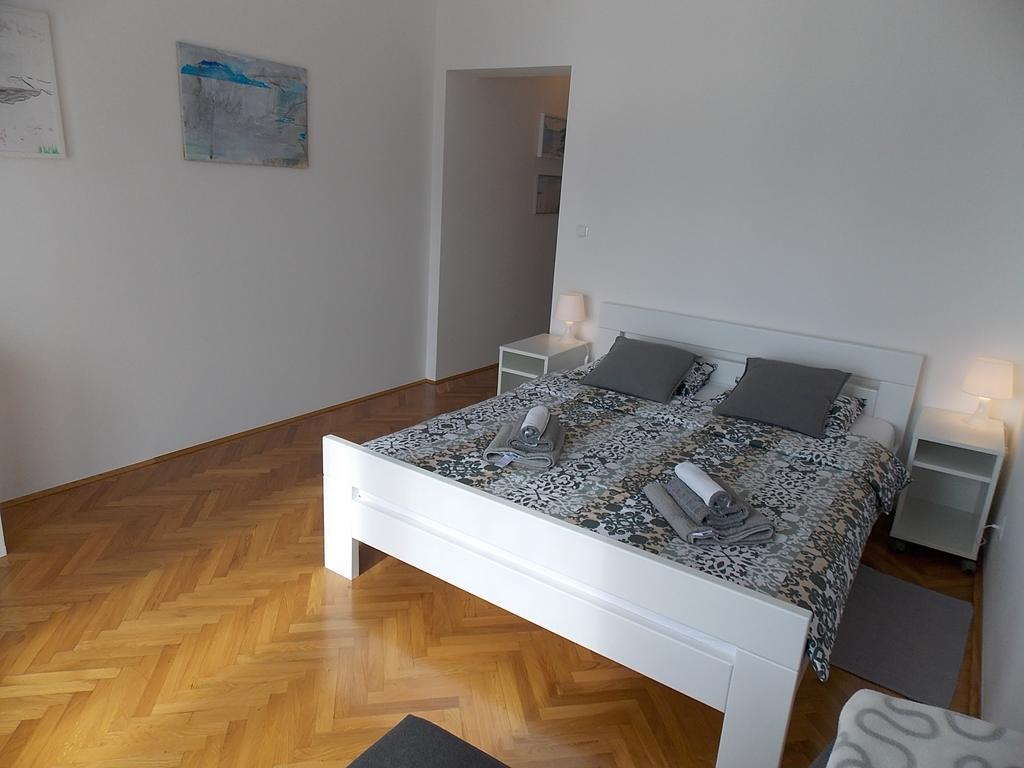Apartment Ellalinda Opatija Extérieur photo